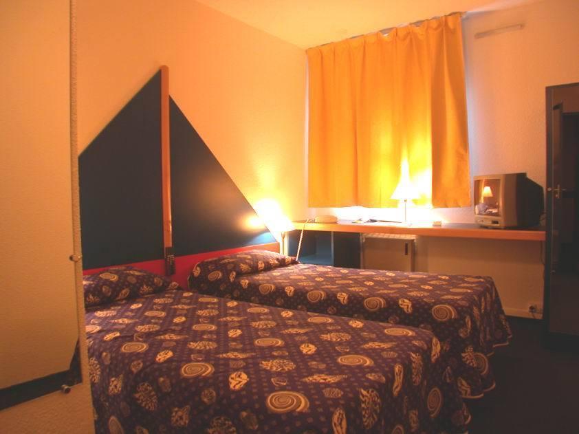 Hotel Stars Arcueil أولناي سو بوا الغرفة الصورة
